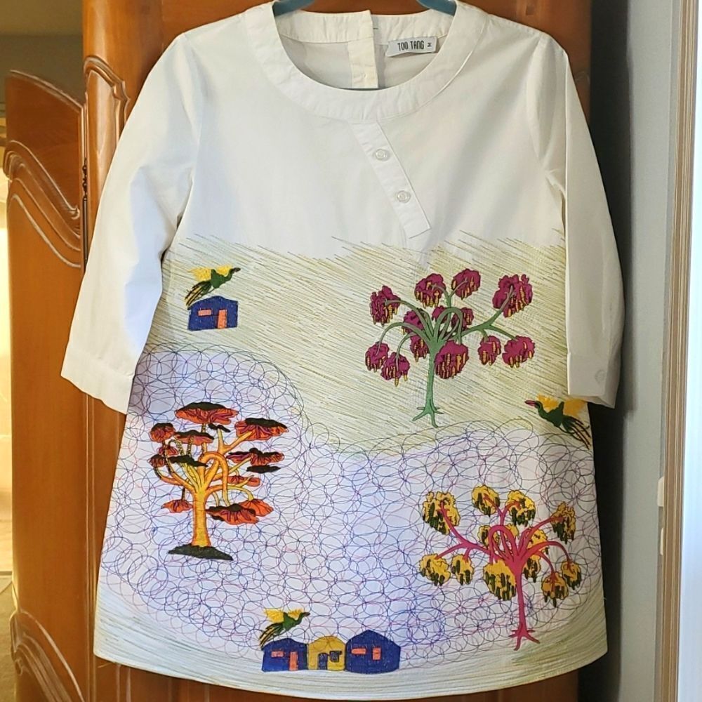 Blouse by TOO TANG, Size medium. Beautiful enbroidery. 3/4 sleeves. Artsy